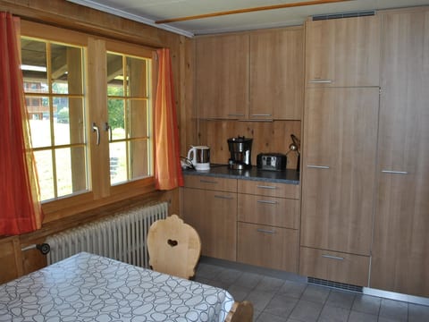 Egga Hus Appartement/Fewo, Dusche oder Bad, WC 3½-Zimmerwohnung