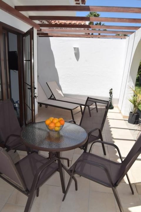 für 4 Personen ca. 40 m² in Maspalomas, Gra