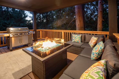 Stefenee Lodge