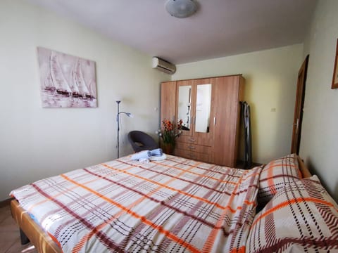 Apartments Šepčević - Unit 208718-5