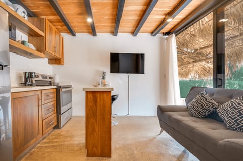 Playa Grande Loft 2 | Walk to beach, Starlink Wifi
