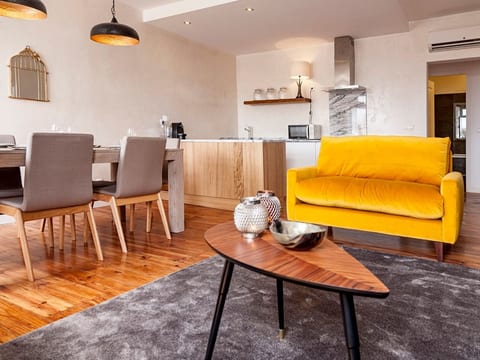 The Canary, geräumig mit Blick auf historische Stätten