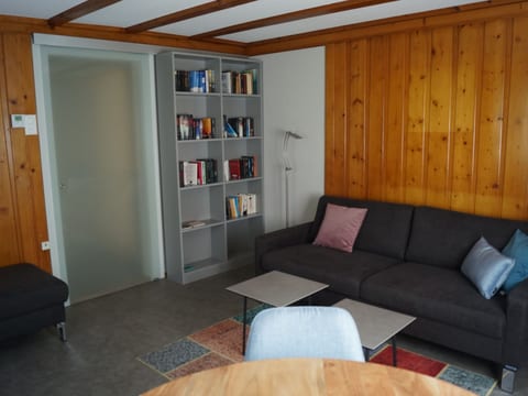 Schils, (Flums). 5 Zimmerhaus mit Bad/Dusche