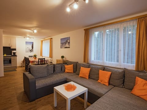 Casa Riposo, (Flumserberg Tannenheim),