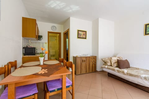 Apartments Tomo - Unit 378841-13