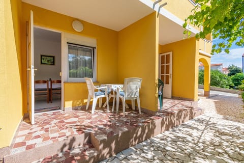 Apartments Tomo - Unit 378842-13