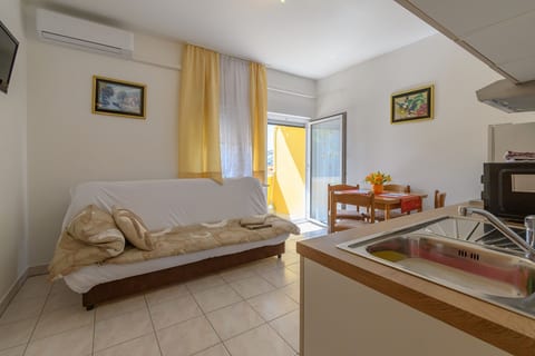 Apartments Tomo - Unit 378846-13