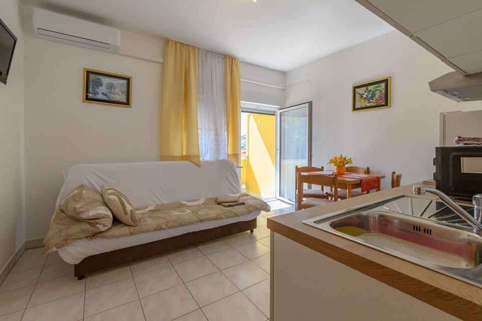 Apartments Tomo - Unit 378846-13