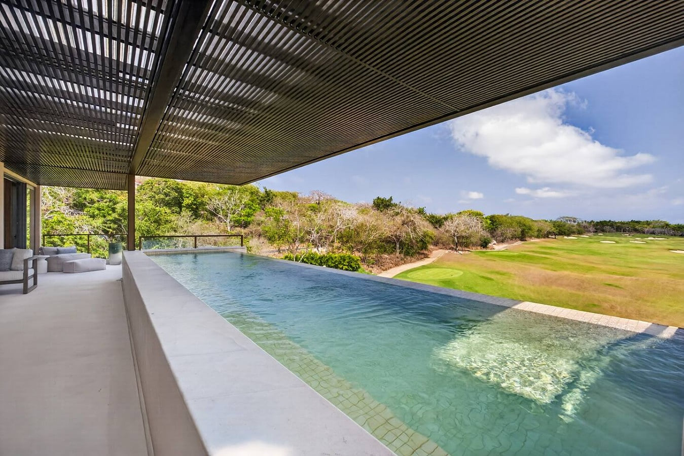 New Family Luxury Golf Penthouse with Private Pool