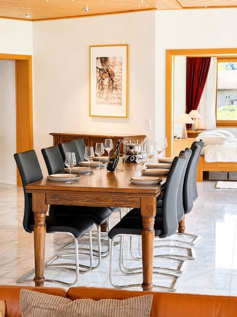 4BR Luxury Penthouse near Interlaken • AC