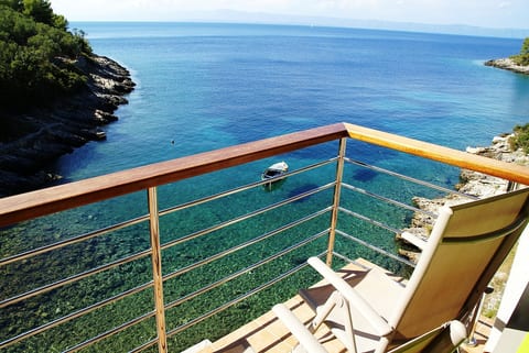 Remote beach house, just above the sea. image 2