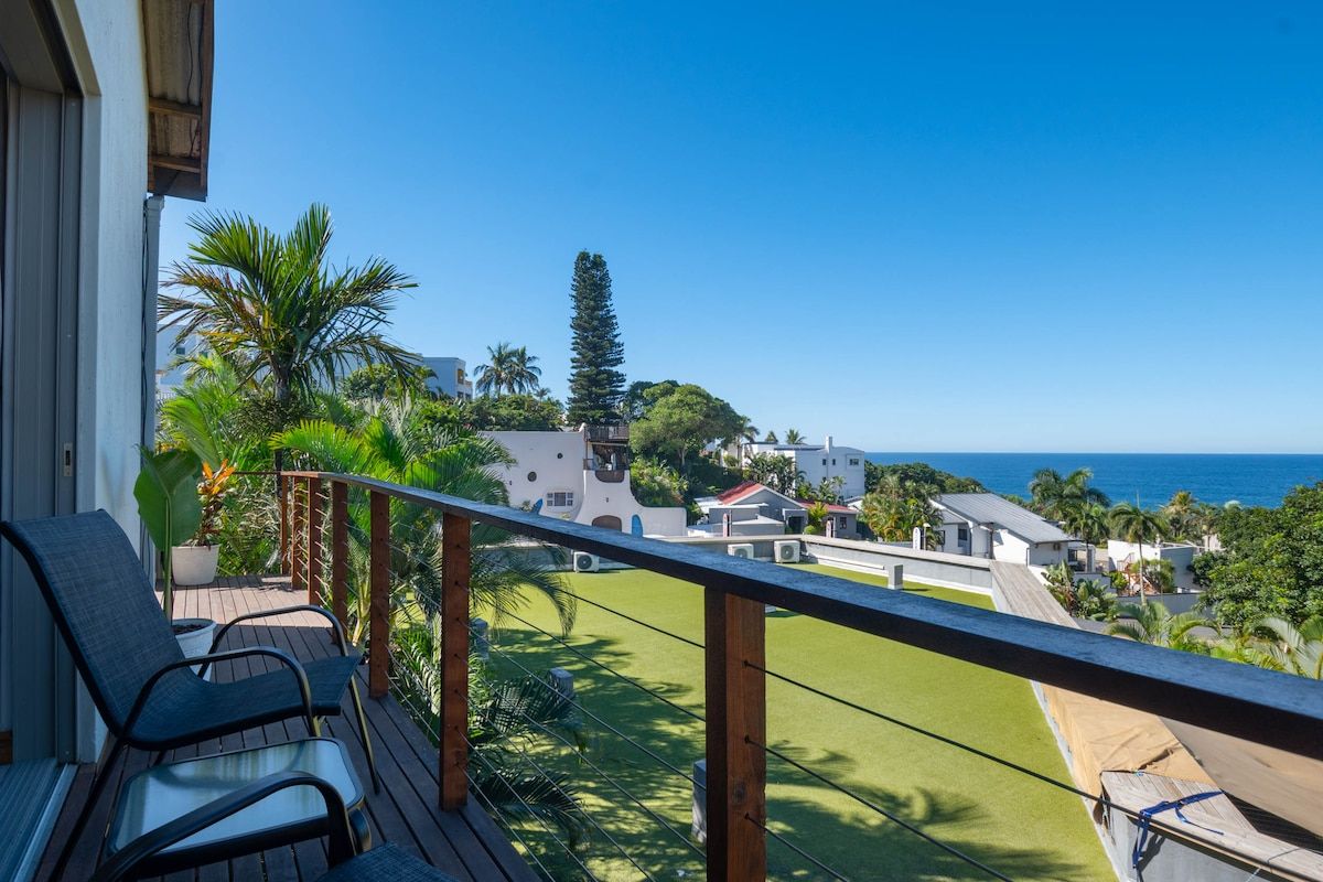 Ocean’s 8 | Relaxing Seaside Escape w/ Pool image 1