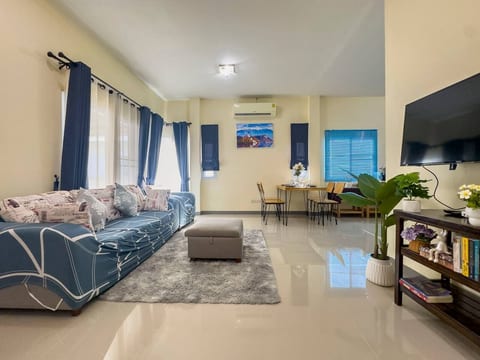 Peaceful 3BR Home • 15 Min to Chiang Mai Old Town
