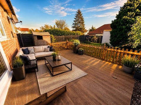 Brentwood Detached Bungalow with Garden + parking