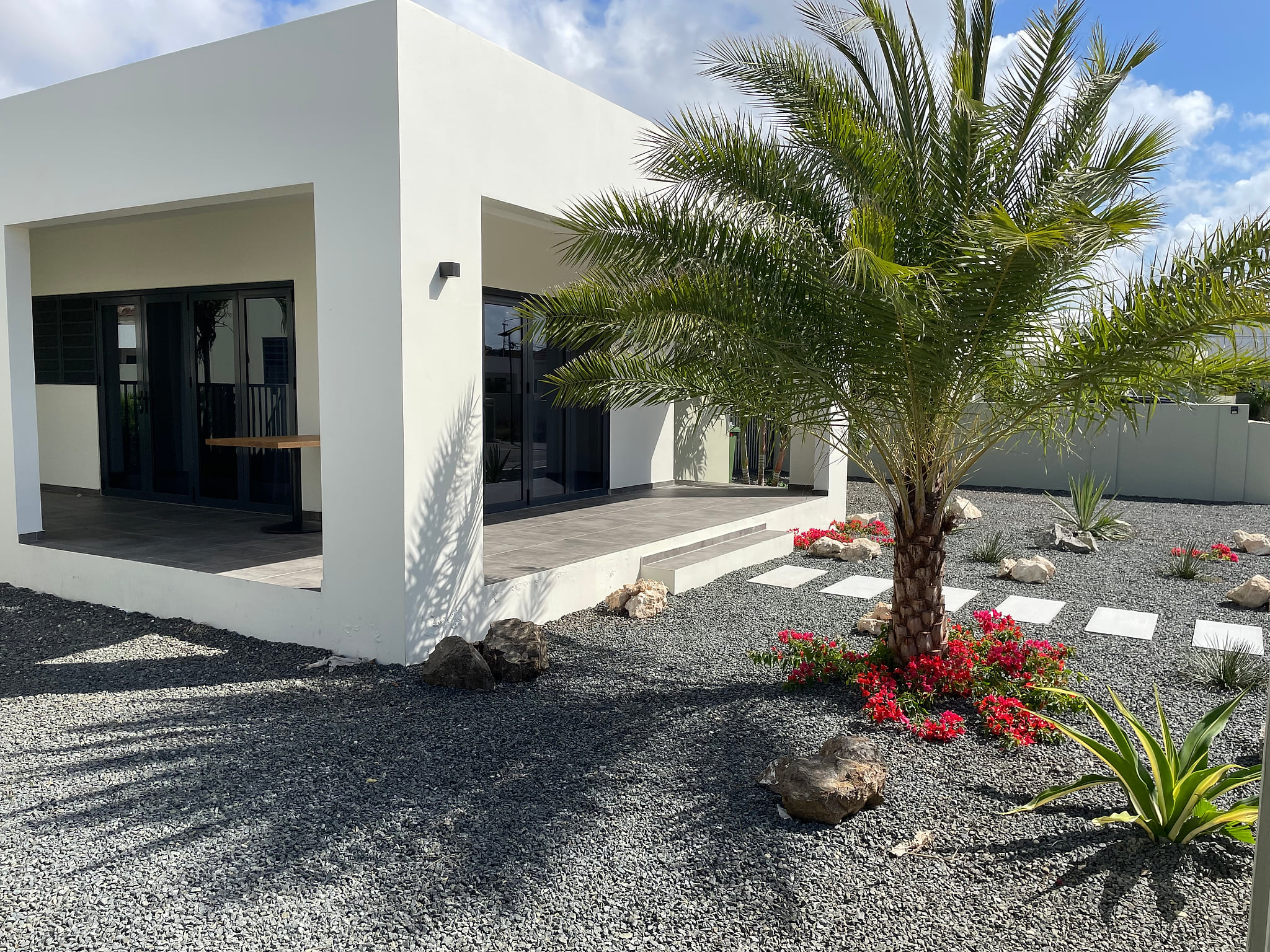 Villa Alegria Mambo, Mambo Beach