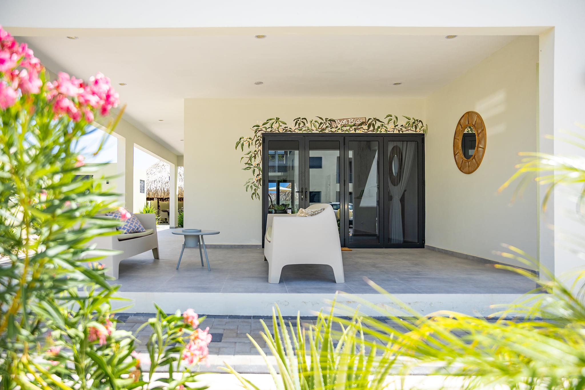 Villa Bon Bida, Mambo Beach