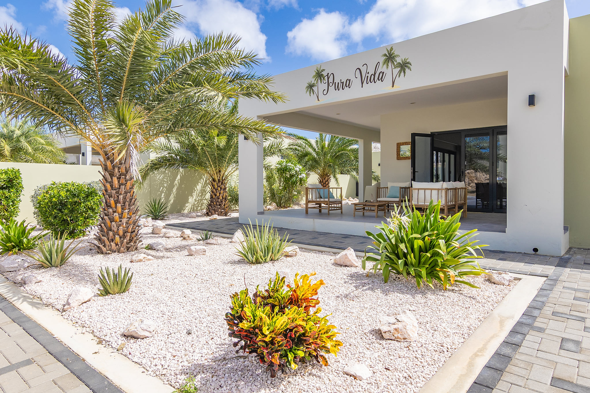 Casa Eloi, Mambo Beach