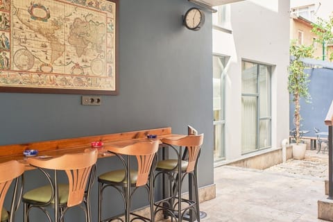 Nostalgic & Comfortable Historical Home!