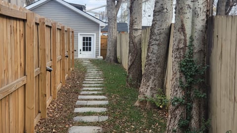 Nashville Luxury 3/2 Furnished Home Downtown Area