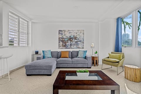Ocean Park 2BR · Steps to Beach & Dining