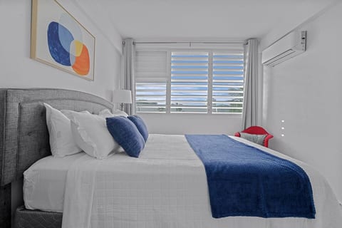 Ocean Park 2BR · Steps to Beach & Dining