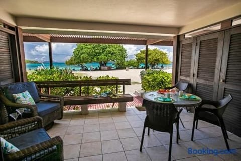 Sapphire Beach Great View Ground Floor Generator
