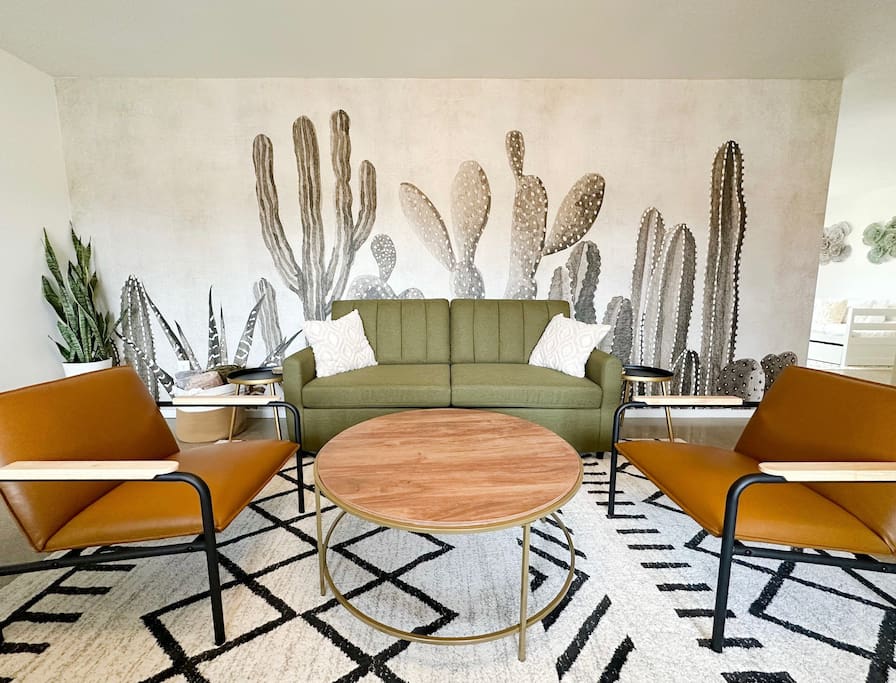 •Washer•Dryer•Garage•TV•WIFI•Good for Families•