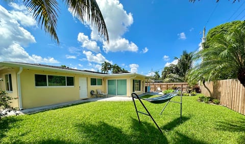 Serene Garden Suite with Private Office
