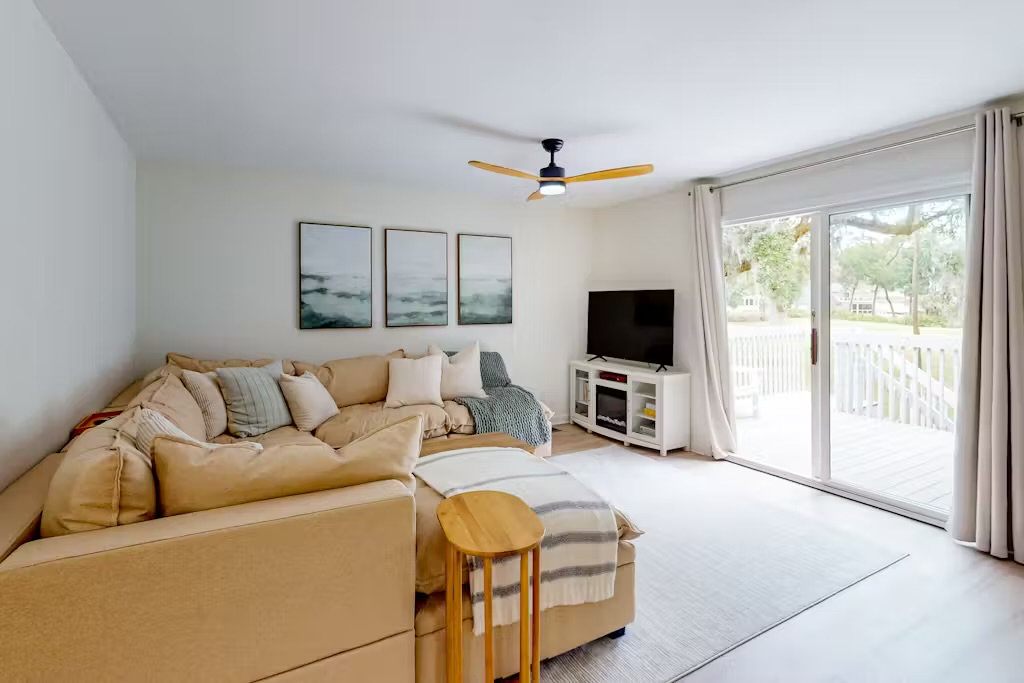 Cozy Casual Beach Retreat