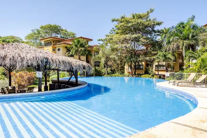 The Oaks Tamarindo Condominium image 1