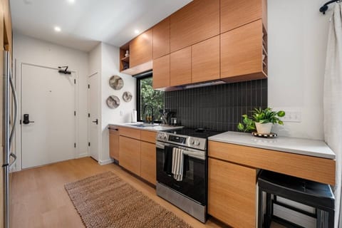 The Phil · Upscale Condo | Walk to Aggieville