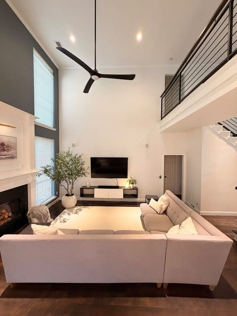 Plano Home | Fully Furnished | EV Plug | 3BR image 5