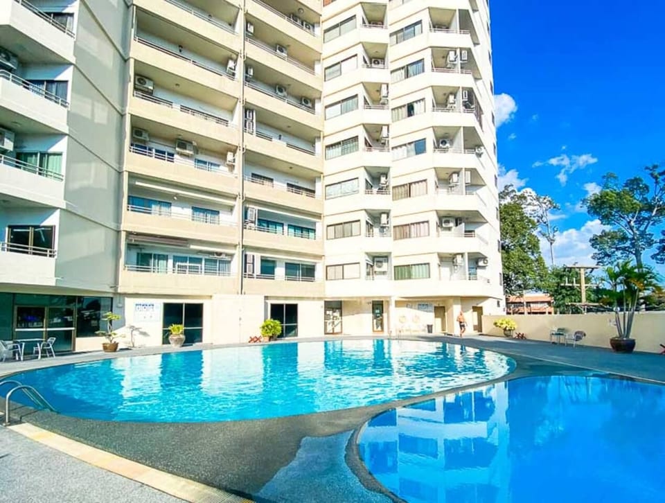 The Riverside Chiang Mai | Pool & River Views