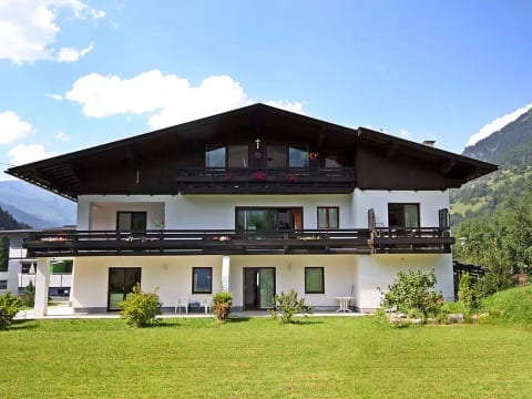 Terrace Garden Retreat