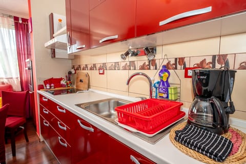 Apartment Near City Center - Unit 378870-13
