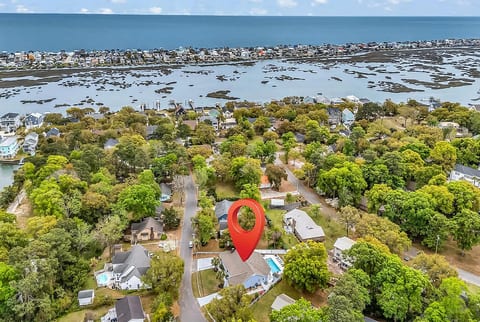 Golf Sim/Private Pool/Fire Pit/5 Min to Beach image 5