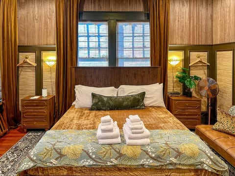 Cane River Living Speakeasy I Historic District