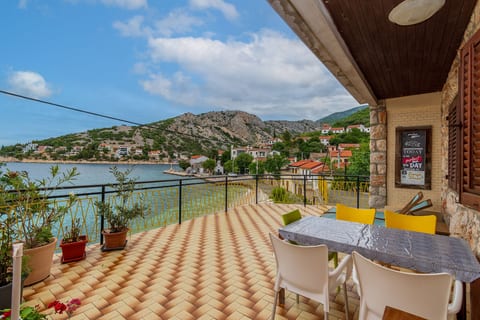 Apartments Steps from the Sea - Unit 378759-13