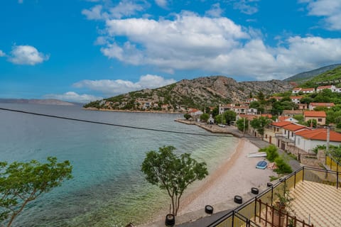 Apartments Steps from the Sea - Unit 378760-13
