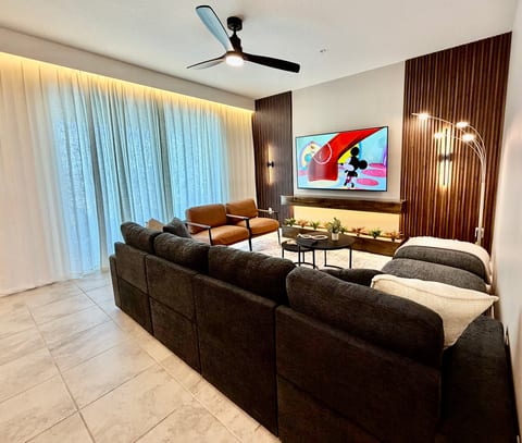406 - Toy Story & Safari Dream Condo