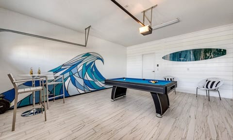 Spacious 5 Bed Pool Home with Game Room-1544MVD