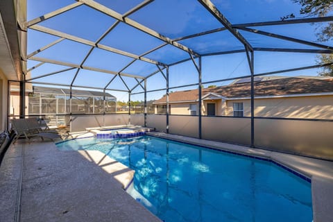 New Listing! Value! Pool & Spa! 7 mi 2 Disney! 116