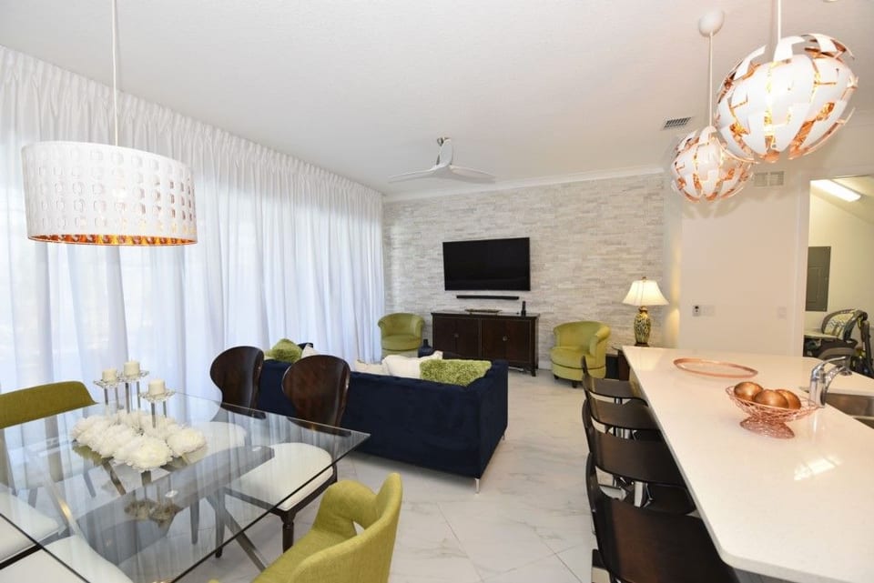 Charming 3Bd Pool TH Enclaves at Festival-350CD - Four Corners