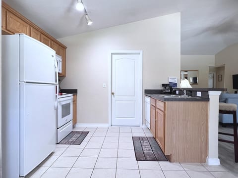 Lovely 3-Bedroom Pool Villa-1445SCD