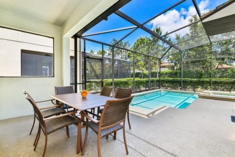 Spacious 5 Bed Pool Home with Game Room-5488SC