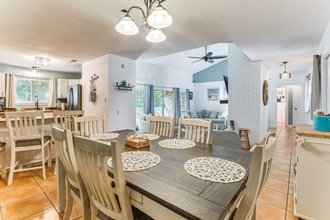 An open, sun-filled space made for togetherness. Gather the whole crew around the dining table for game nights and family dinners, with the kitchen and living room just steps away. Plenty of seating means no one's left out of the fun