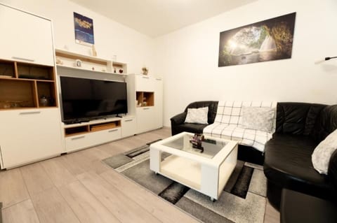 House Bistre with private pool - Unit 378702-13