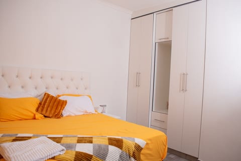 Xwise Guesthouse - Secluded Vacation Home