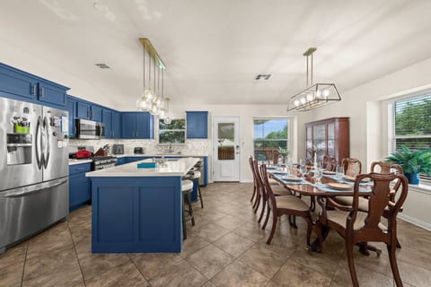 3BR Home · Office · 12 Min to Hospital