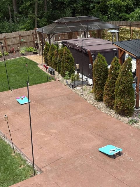 Kansas City Urban Oasis: Personal Resort